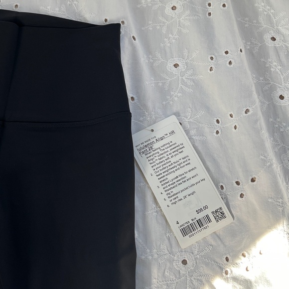 Lululemon Tights - Picture 6 of 6